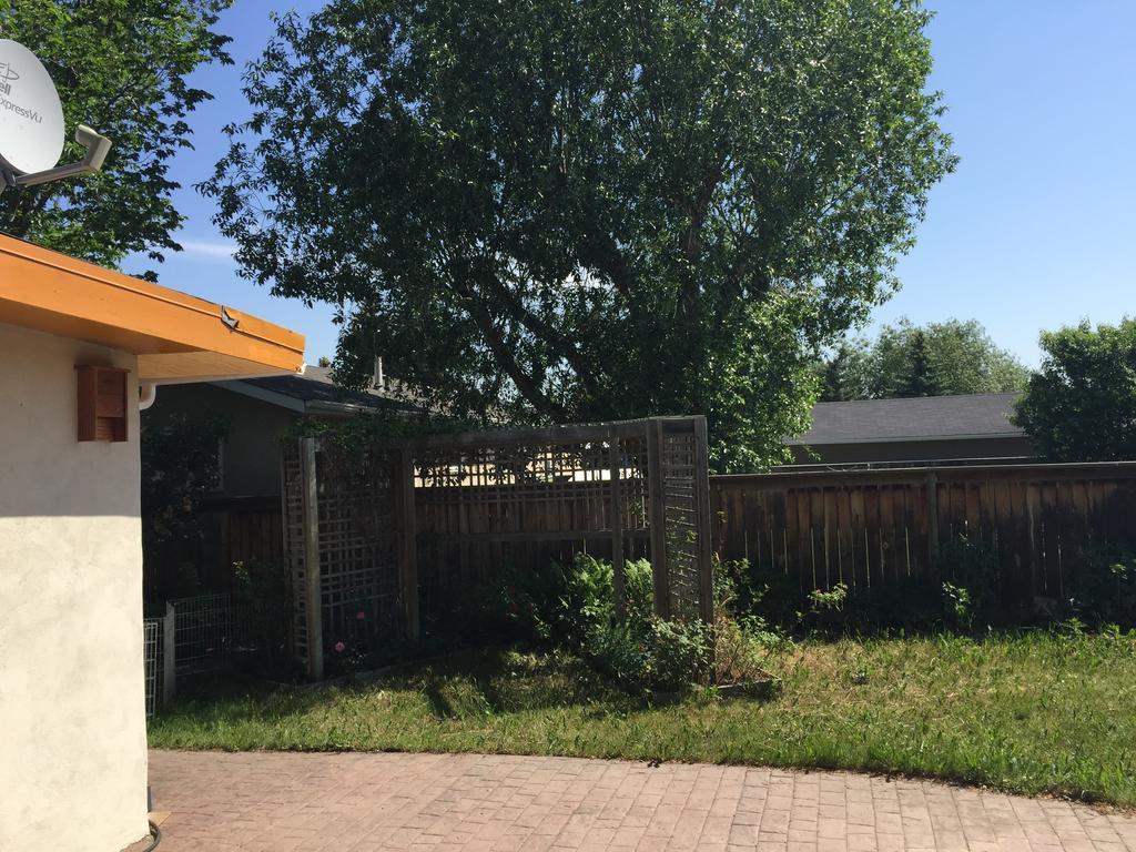 Mediterranean Edmonton B&B חדר תמונה